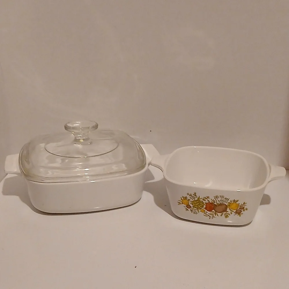 Corningware Pyrex Spice Of Life White Casserole Dish with Floral Design
